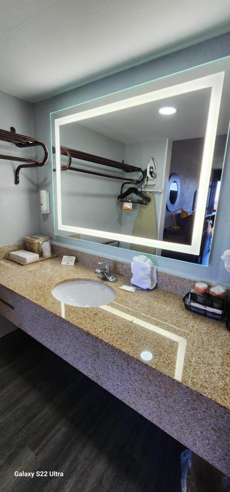 Quality Inn & Suites Gulf Breeze Bayside Near Pensacola Beach Exterior foto
