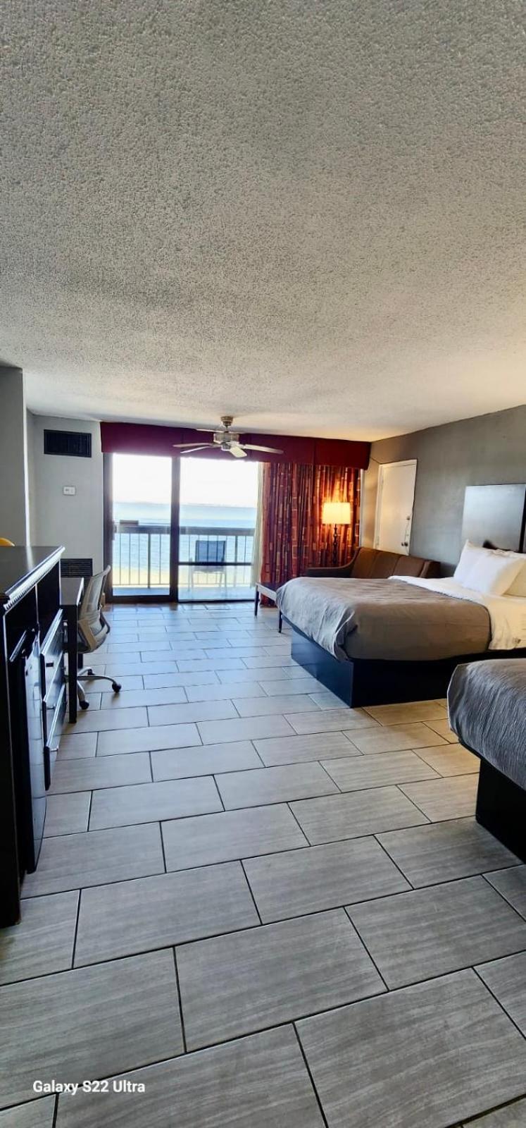 Quality Inn & Suites Gulf Breeze Bayside Near Pensacola Beach Exterior foto